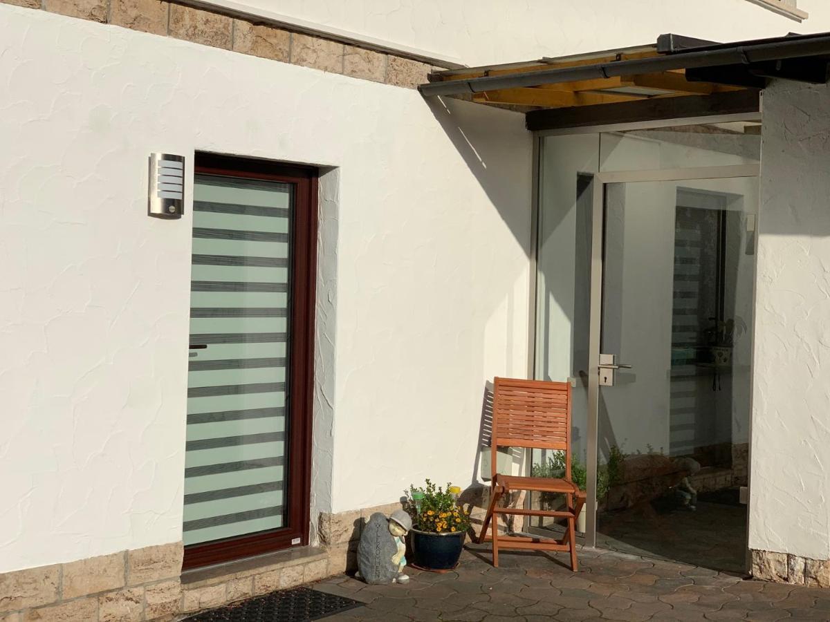 Ferienwohnung Am Rennsteig Bei Eisenach - Ilona Schmidt Wolfsburg-Unkeroda Eksteriør bilde